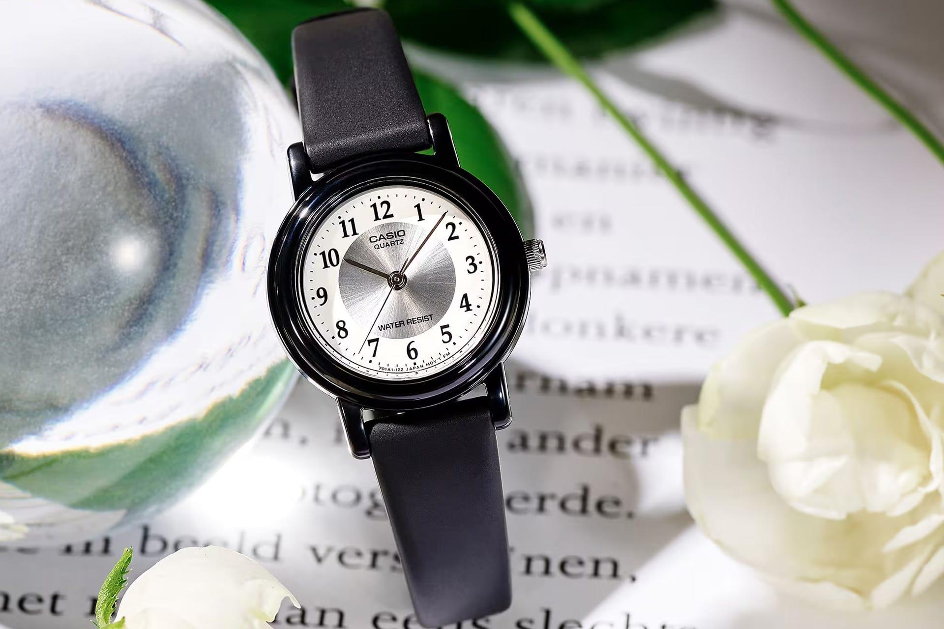 ساعت مچی زنانه کاسیو Casio LQ-139AMV-7B3L از نمای روبرو