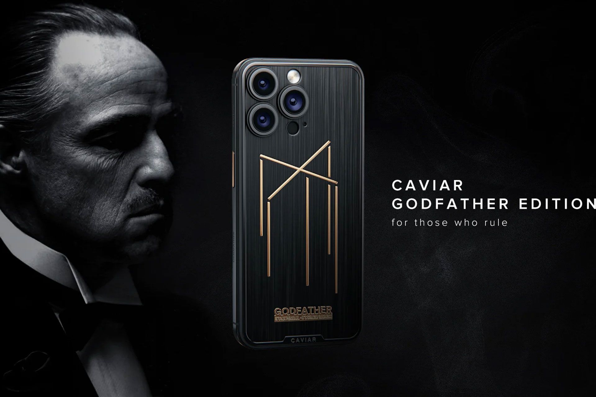  گوشی آیفون ۱۵ پرو کاویار مدل مافیا در کنار مارلون براندو