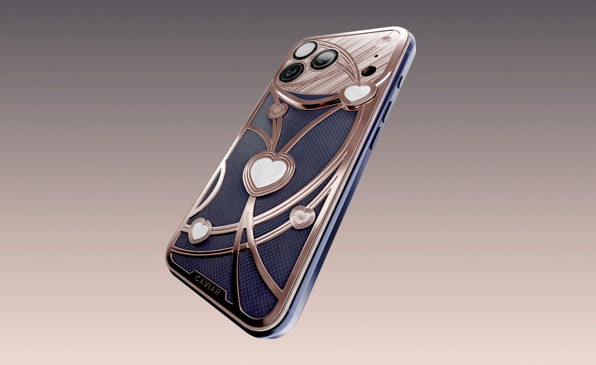 نمای پشت گوشی جواهرنشان آیفون ۱۷ پرو مکس کاویار