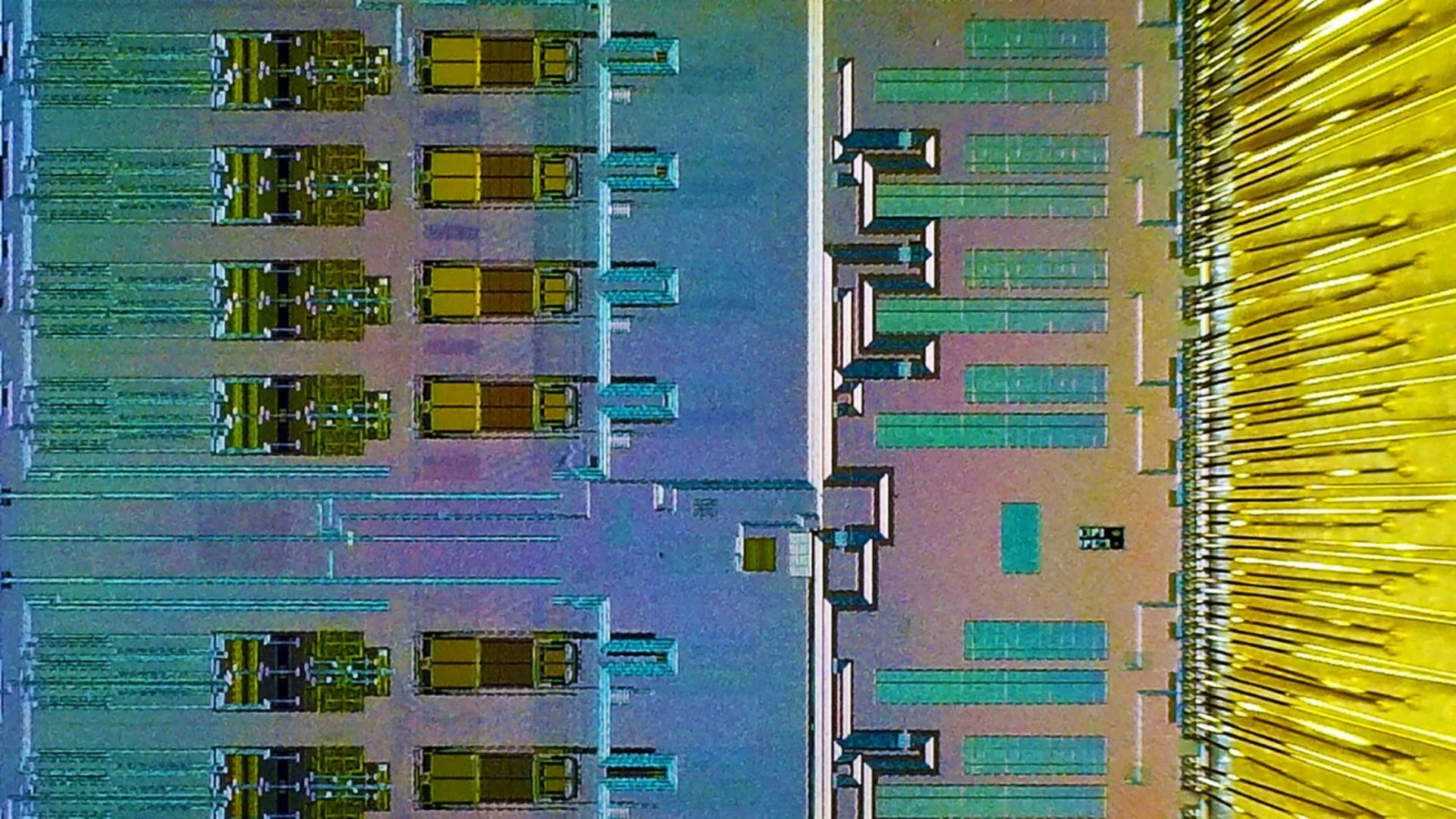 نصب تراشه نامیرا در برخورددهنده بزرگ هادرونی