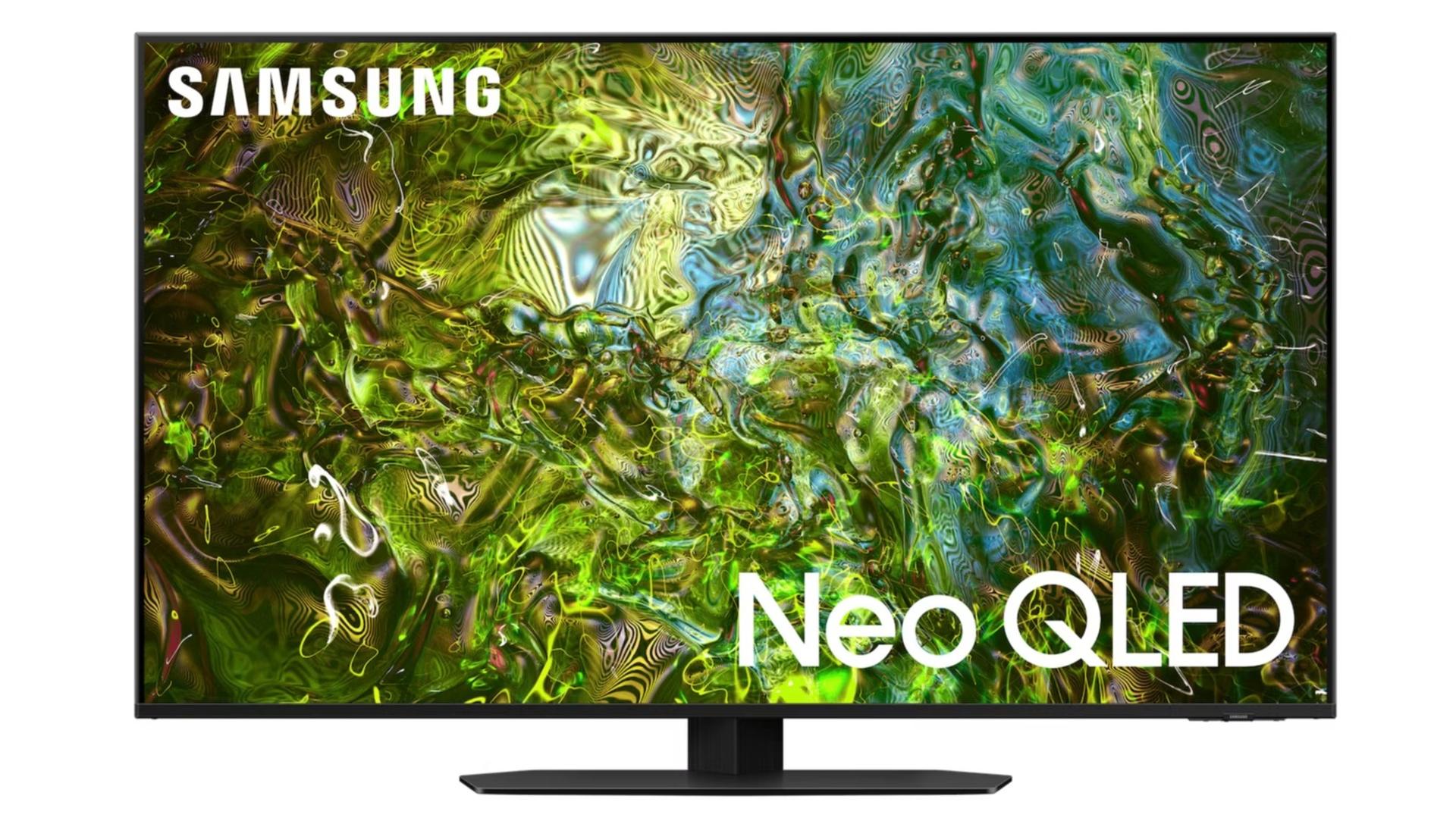 تلویزیون سامسونگ Neo QLED از نمای جلو درحال نمایش جنگل