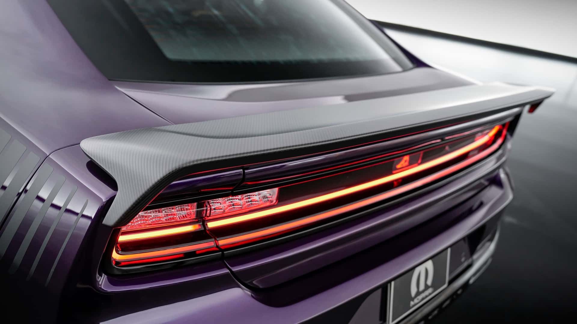 چراغ عقب و اسپویلر خودرو دوج Moparized Charger Sixpack Concept