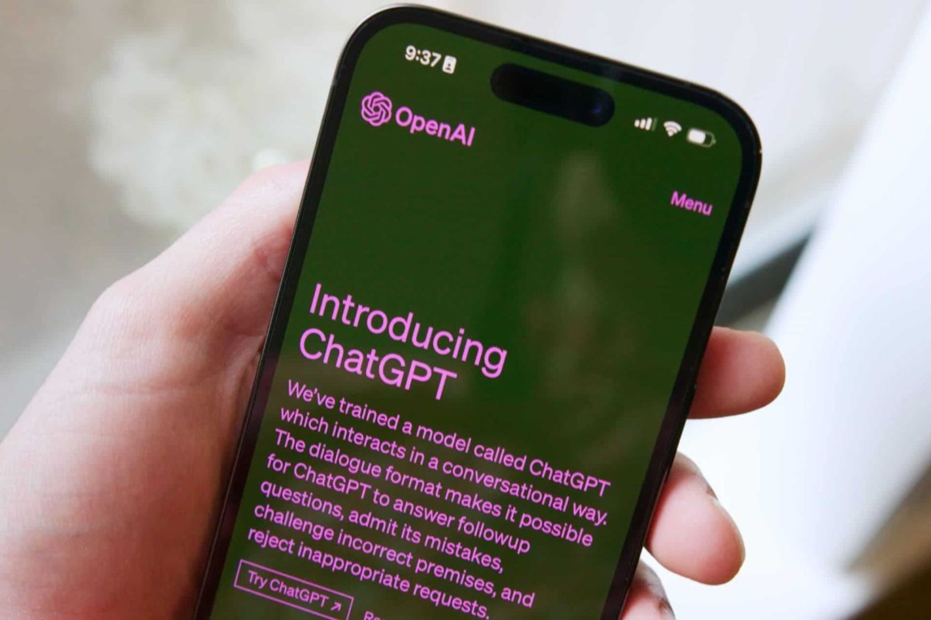 نسخه iOS چت بات ChatGPT