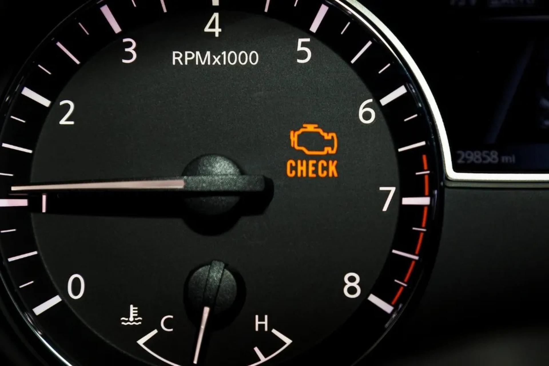 Check Engine Light   Engine Warning Light