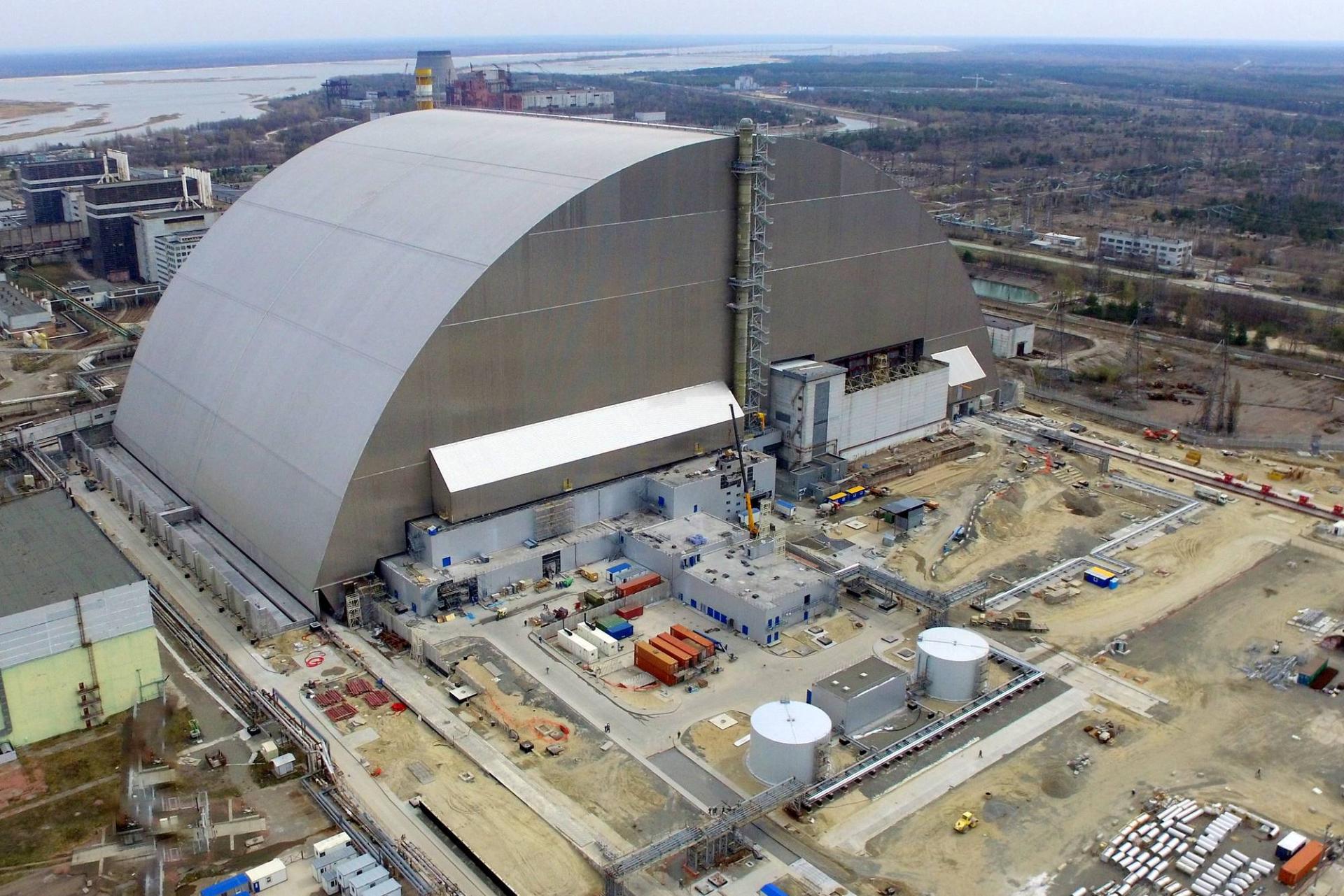 سپر حفاظتی تازه‌ساز نیروگاه چرنوبیل