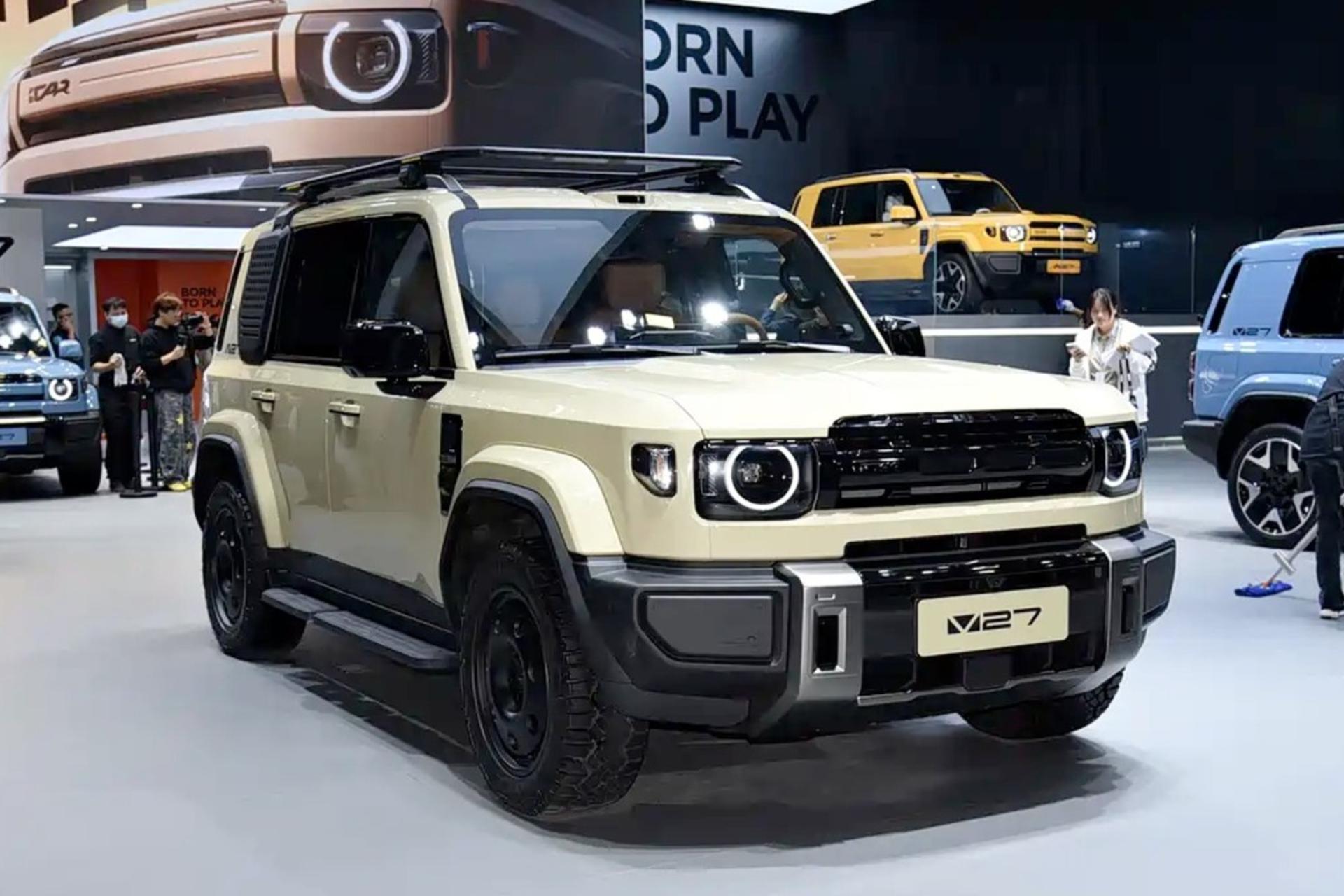 نمای سه‌چهارم جلو خودرو چری آی‌کار V27