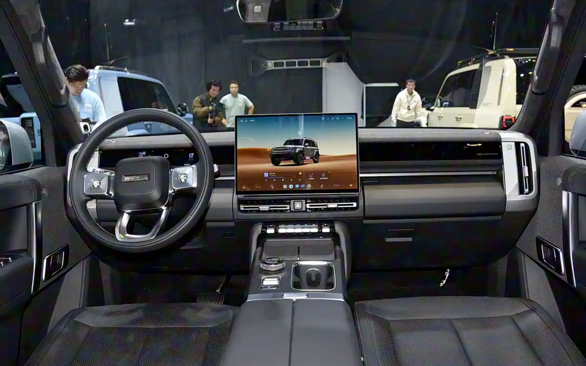 نمای داخل کابین خودرو چری آی‌کار V27