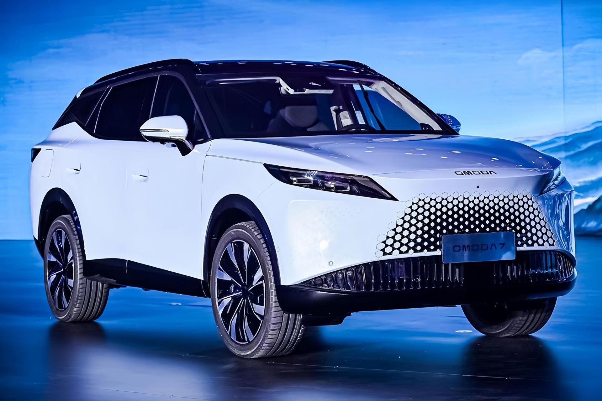 خودرو هیبریدی چری امودا ۷