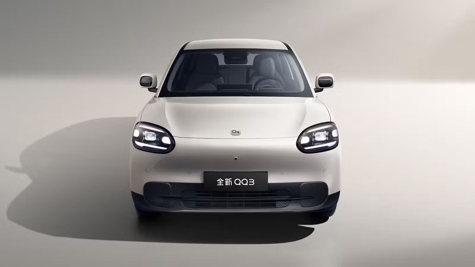 نمای جلو خودرو چری QQ3 EV