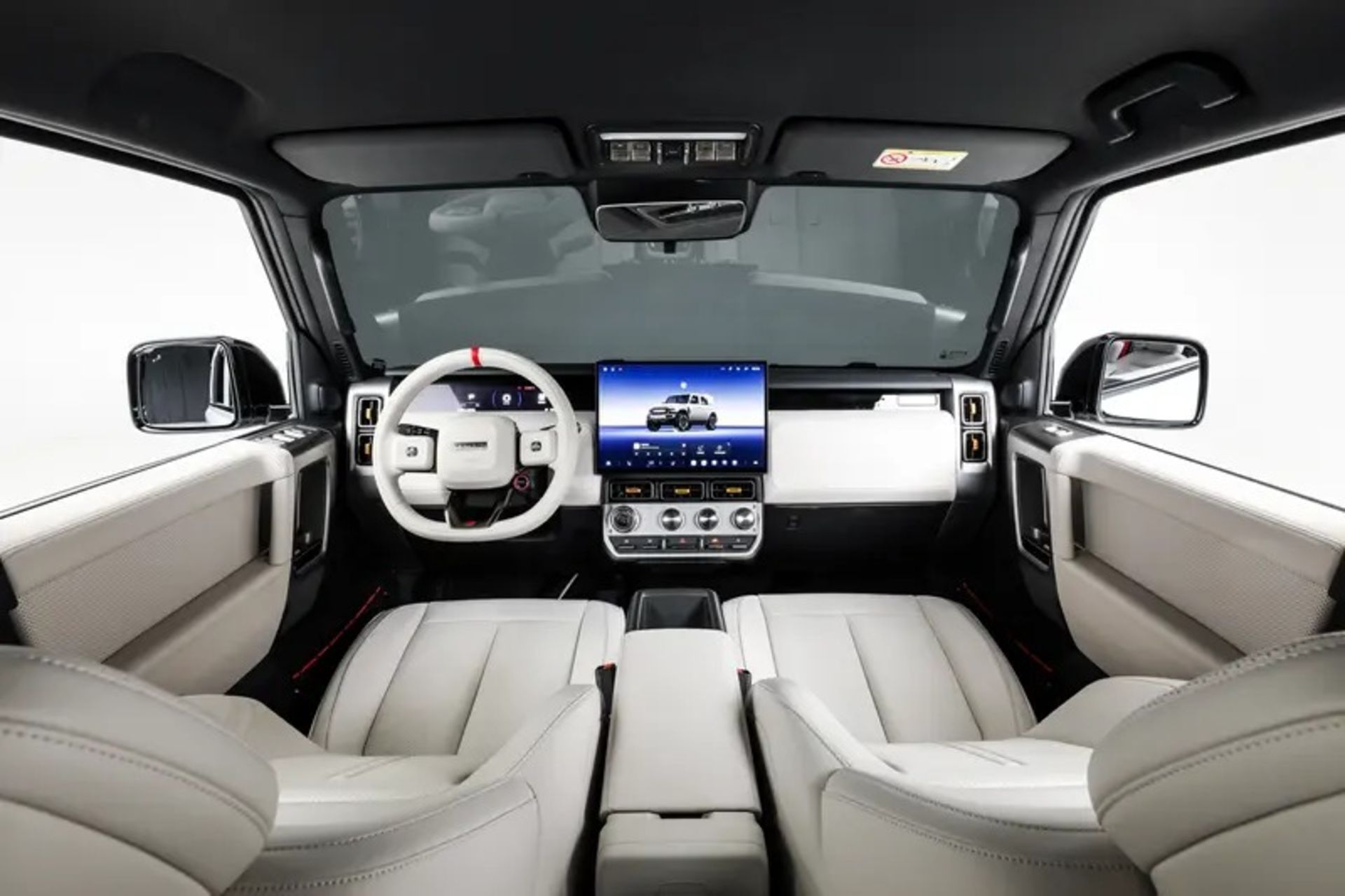 کابین داخلی خودروی iCar Super V23 در جاده