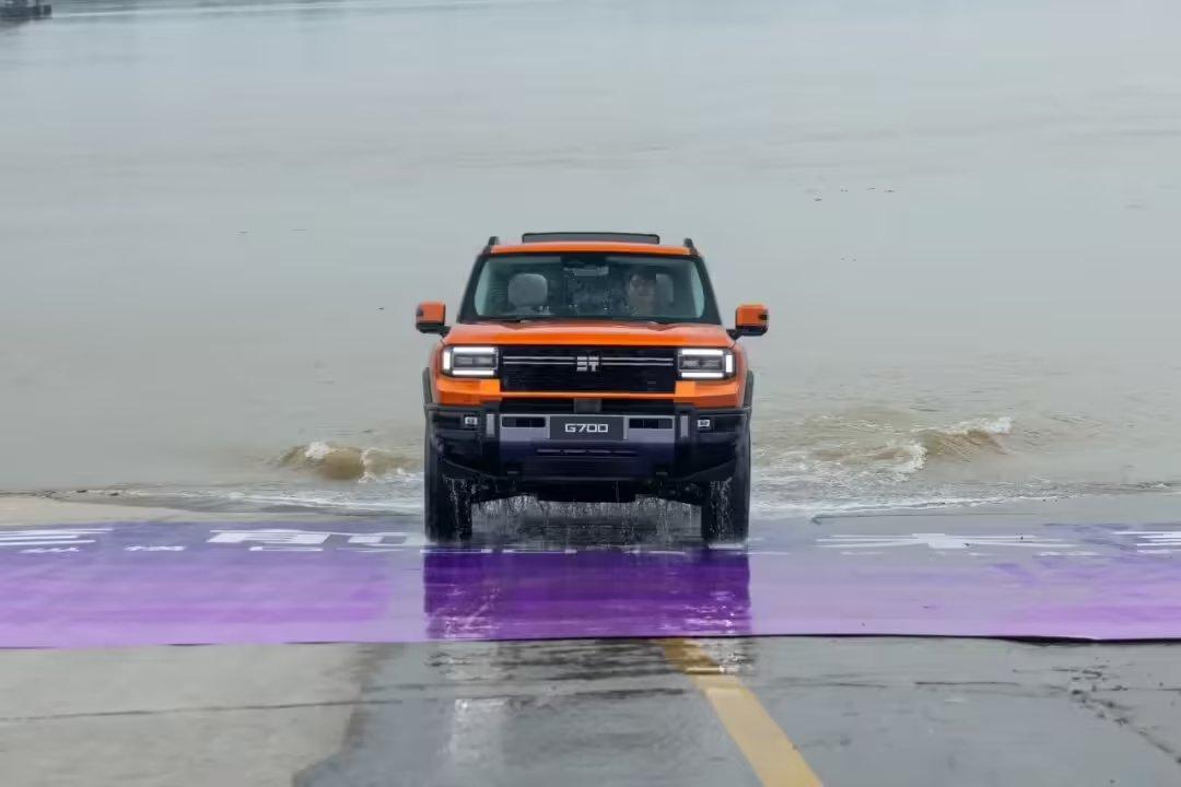 چری Zongheng G700