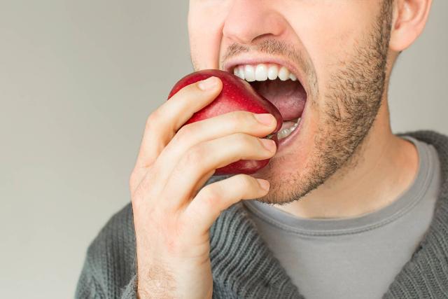 پمپ خون پنهان: جویدن چگونه به تقویت مغز کمک می‌کند؟