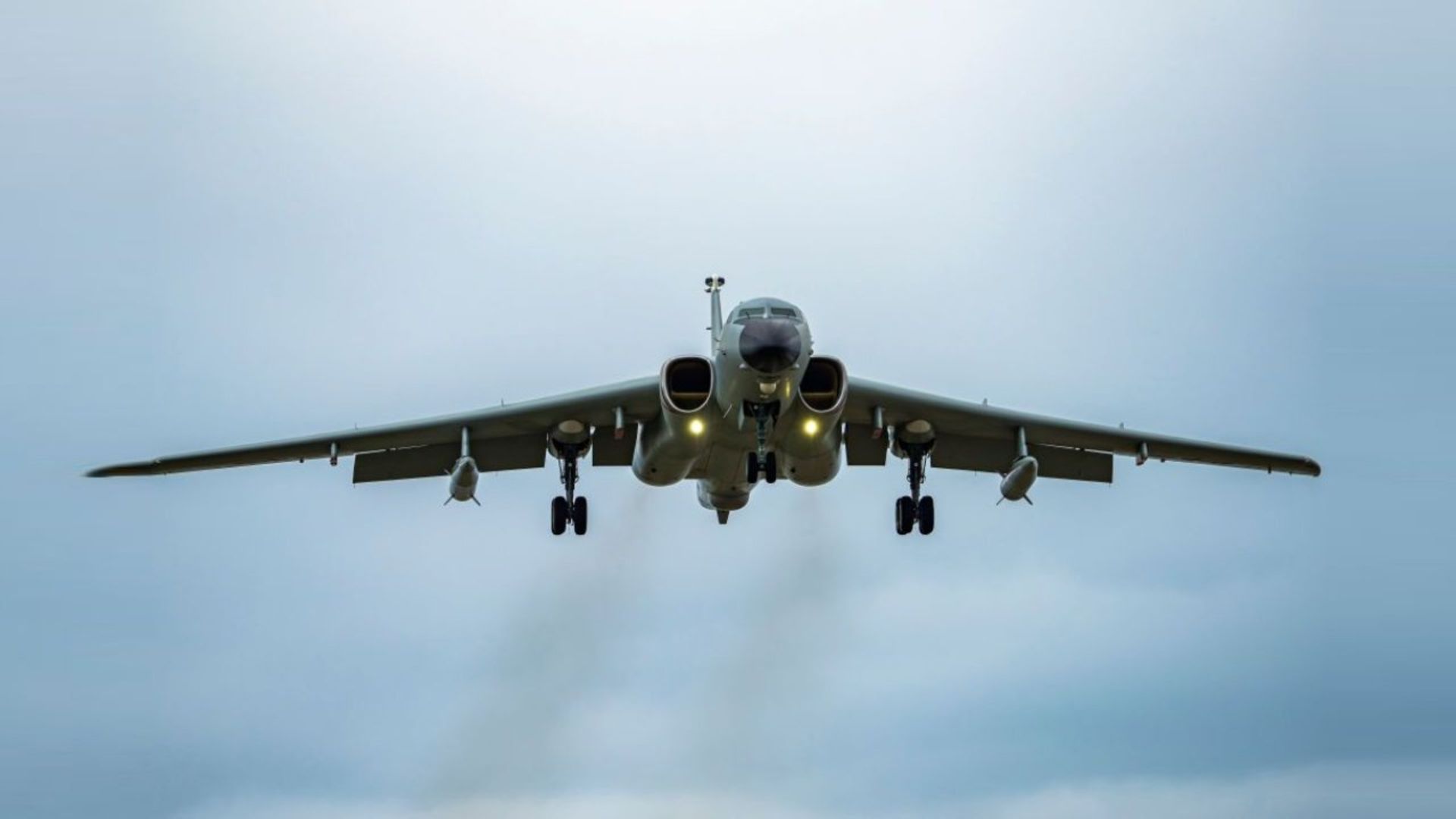 بمب افکن H-6 چین