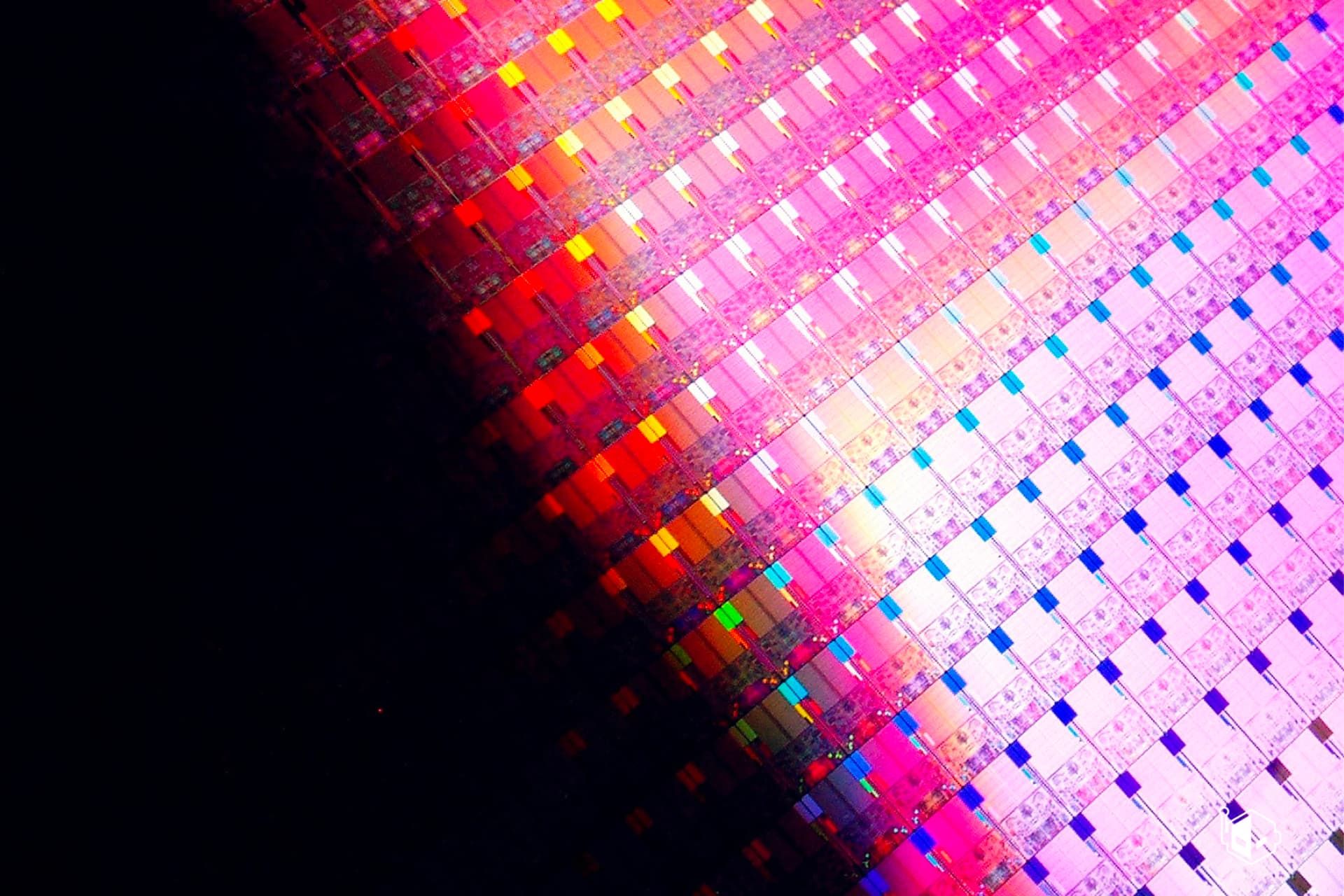 ویفر پردازنده تراشه / Chip از نمای نزدیک