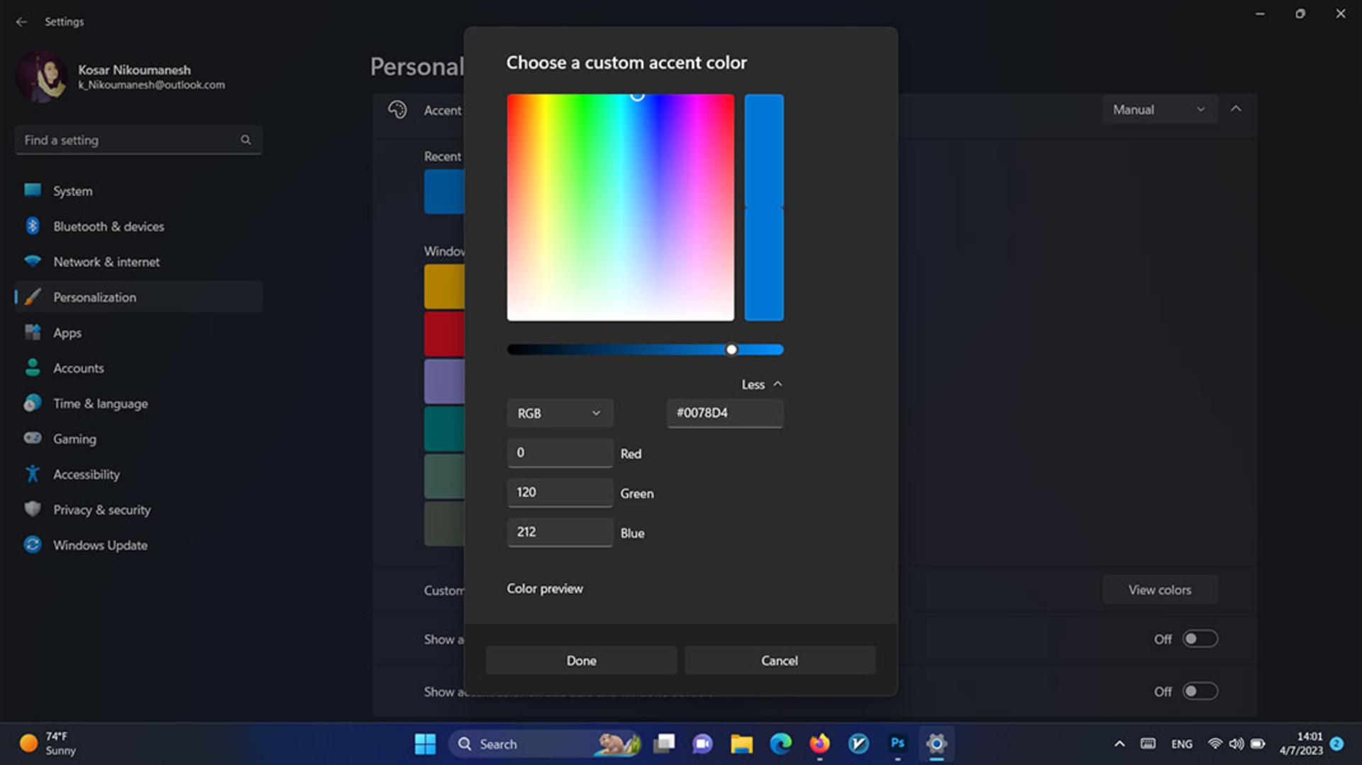 گزینه‌ی Choose a custom ccent color