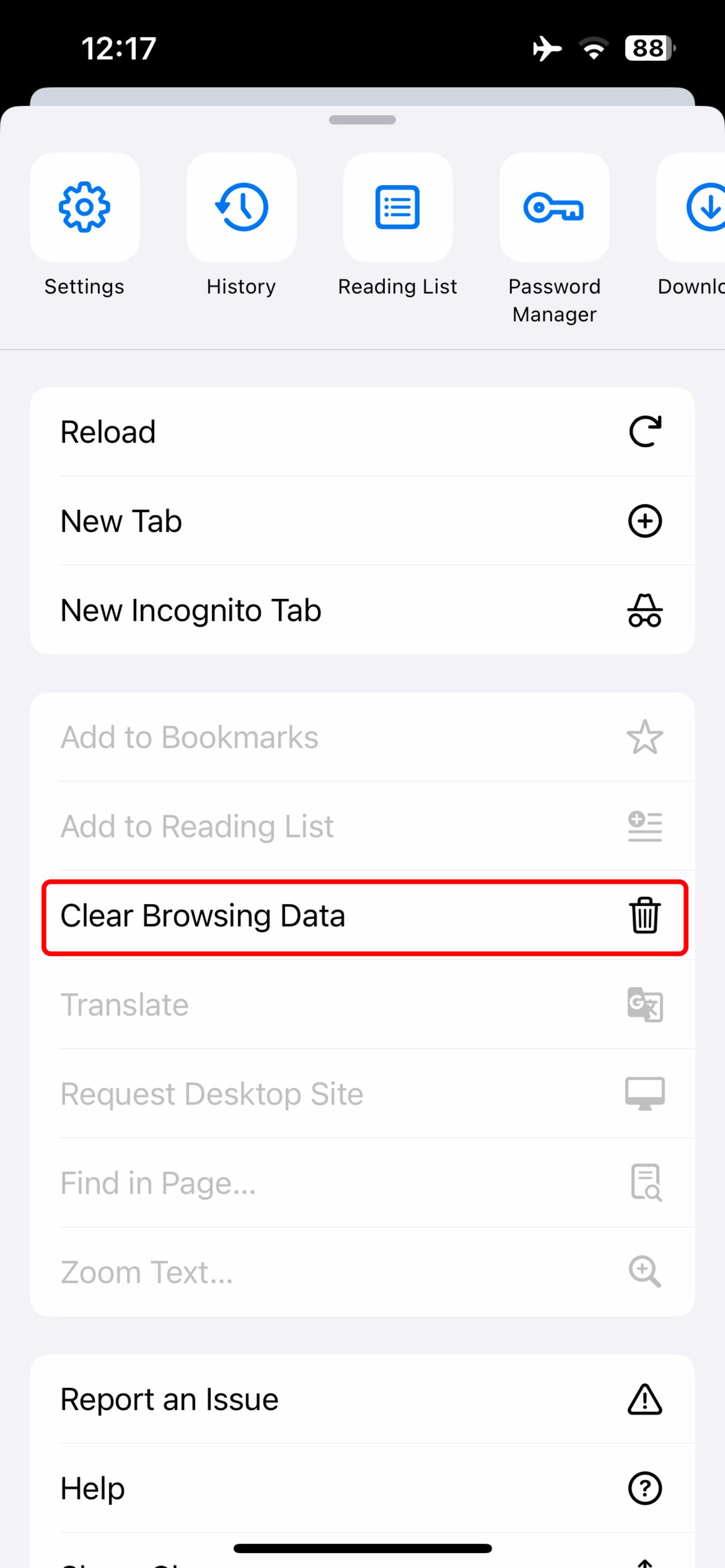 انتخاب گزینه Clear Browsing Data در گوگل کروم آیفون