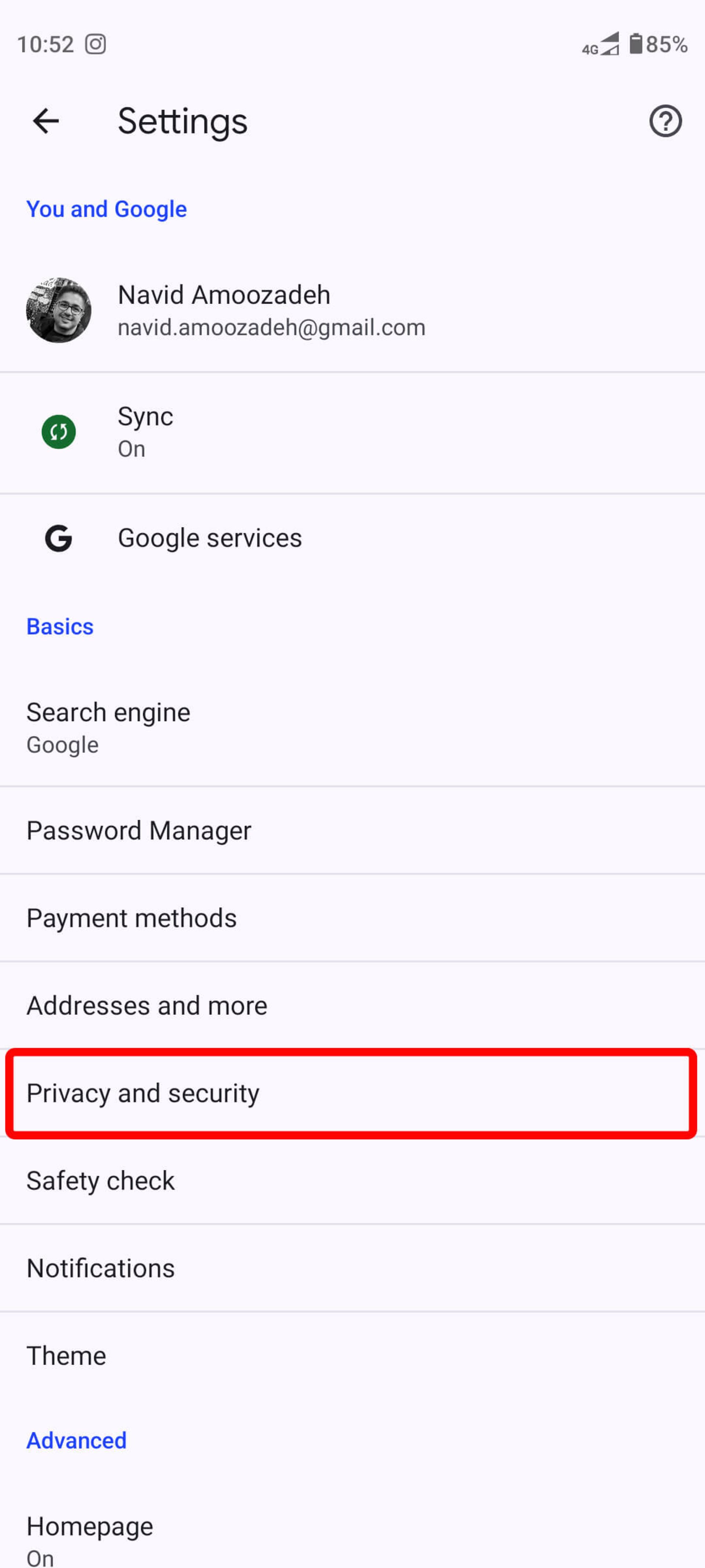 انتخاب Privacy and security در گوگل کروم اندروید
