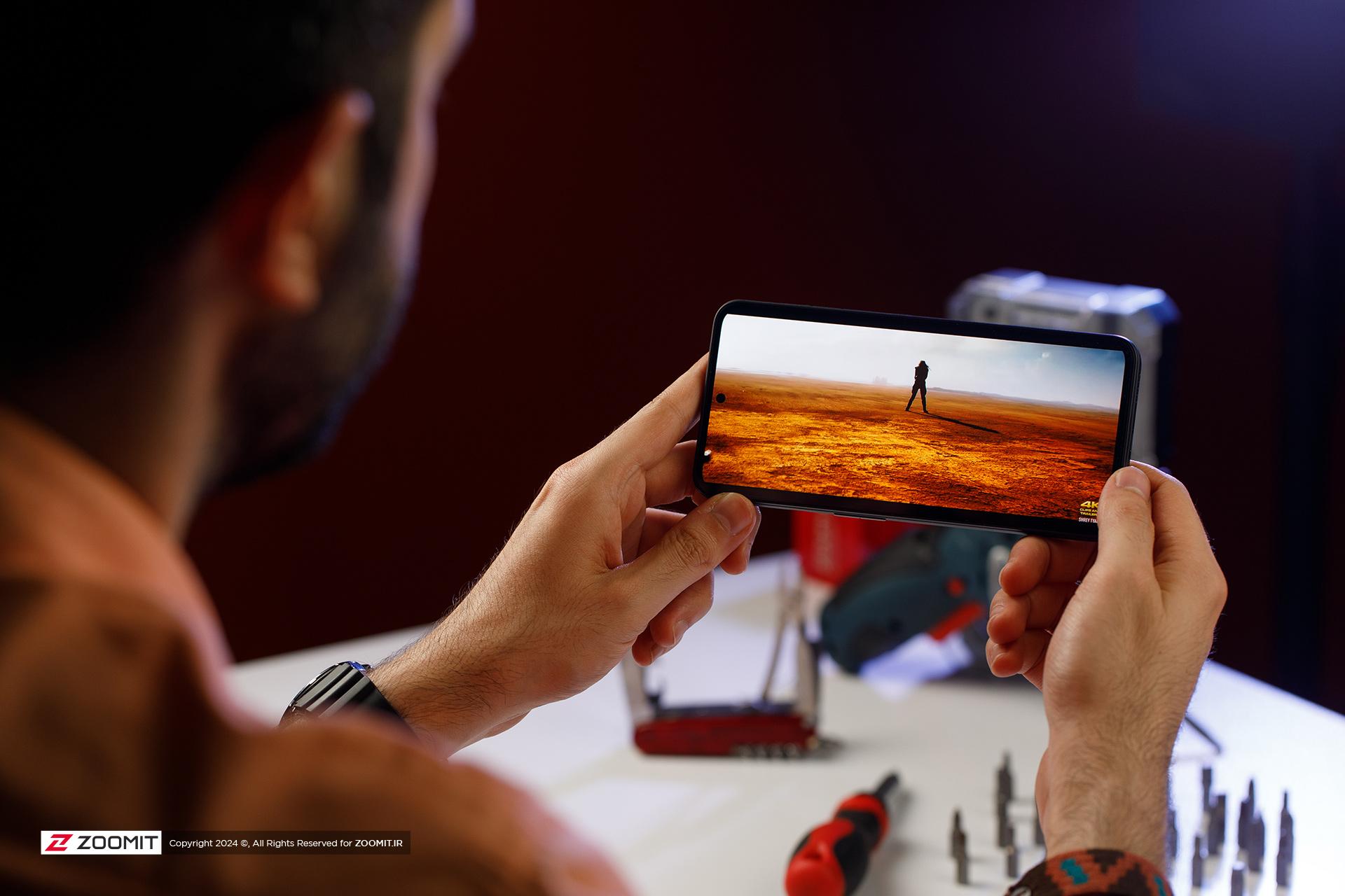 نمایشگر گوشی CMF Phone 1 ناتینگ