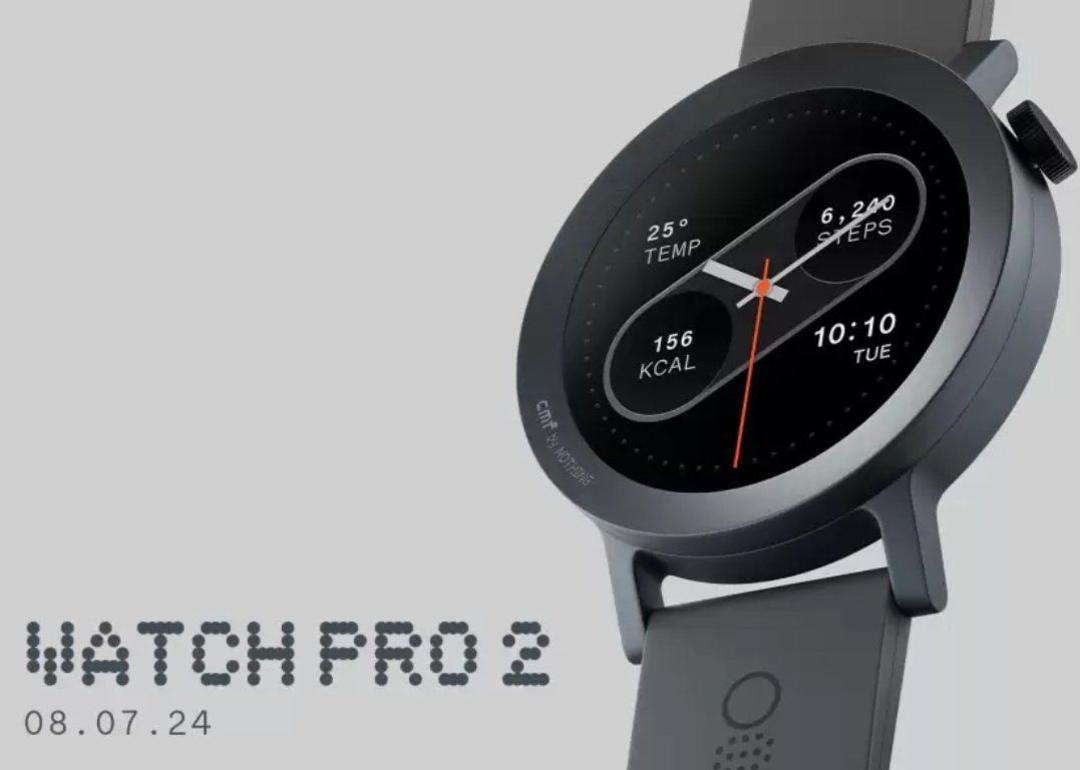 ساعت هوشمند CMF Watch Pro 2 روی دست زن جوان