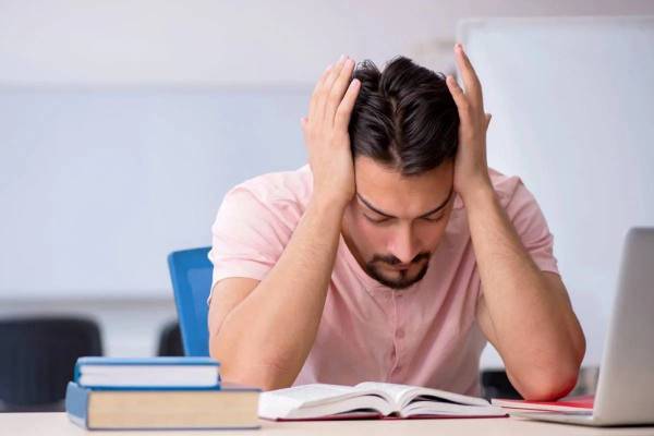 زنگ خطر در کلاس‌های دانشگاهی؛ مهارت خواندن دانشجویان رو به زوال است