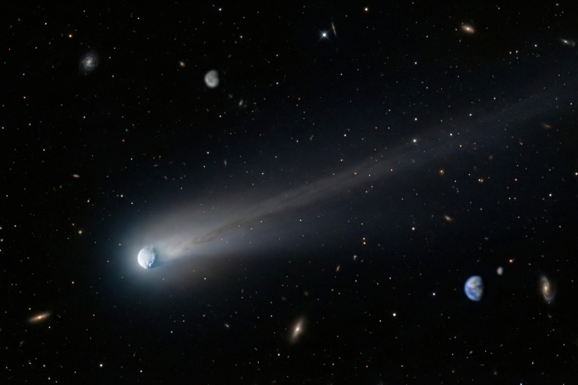 تصویرسازی دنباله‌دار 3I/ATLAS به همراه دم کم‌نورش، در حالی که در تاریکی فضا حرکت می‌کند.