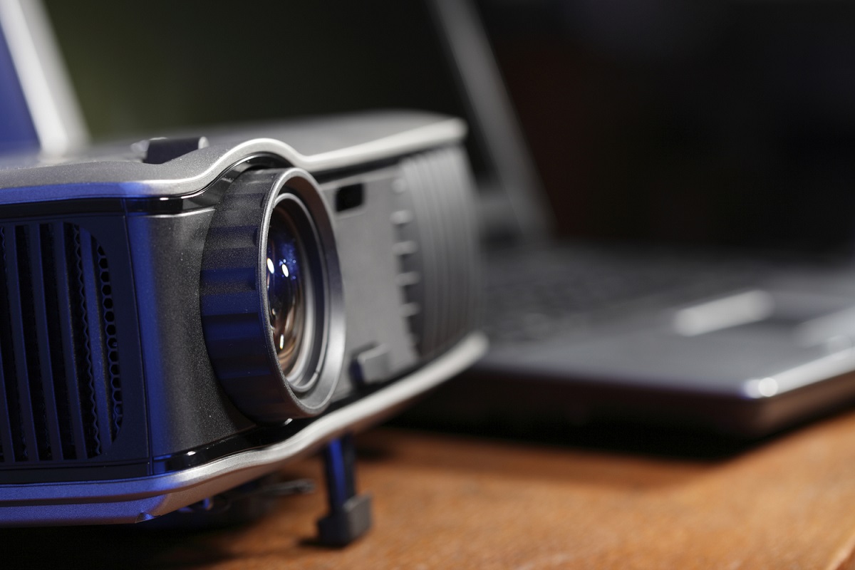 how-to-connect-phone-to-projector-wirelessly-sopyou
