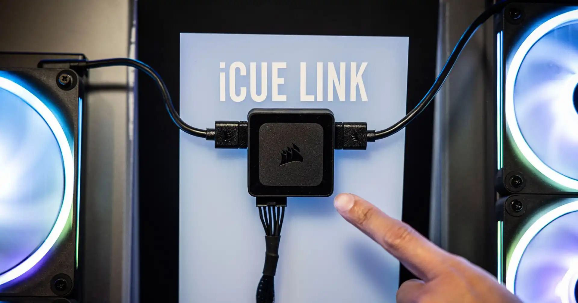خنک کننده Corsair iCue Link