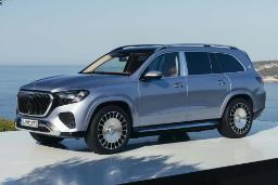 نمای سه‌چهارم جلو خودرو مرسدس میباخ GLS 2027