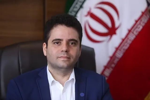 کاهش ۳۰ درصدی آزادسازی مدارک تحصیلی در دانشگاه‌های برتر؛ بیشترین مهاجرت در رشته‌های غیرپزشکی به آمریکاست