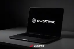 لوگوی ChatGPT Work روی صفحه نمایش یک لپ‌تاپ در محیط تاریک