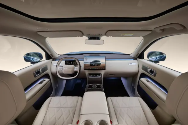 کابین شاسی‌بلند فول‌سایز شیائومی برای اولین‌بار به‌نمایش درآمد