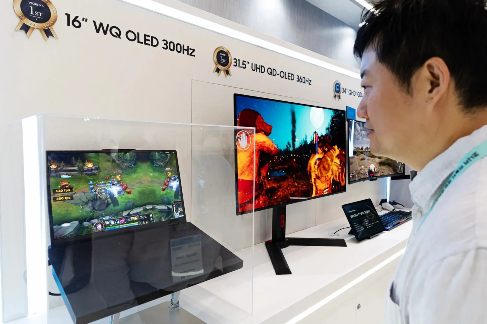 نمایشگر لپ‌تاپ سامسونگ با پنل ۱۶ اینچی WQ OLED و نرخ نوسازی ۳۰۰ هرتز