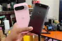 گوشی گوگل پیکسل (Google Pixel) در کنار گوشی سری نکسوس (Nexus)