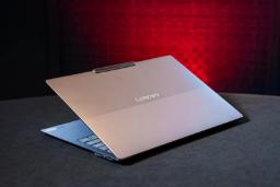 لپ‌تاپ جدید لنوو (Lenovo) با بدنه باریک و طراحی مدرن