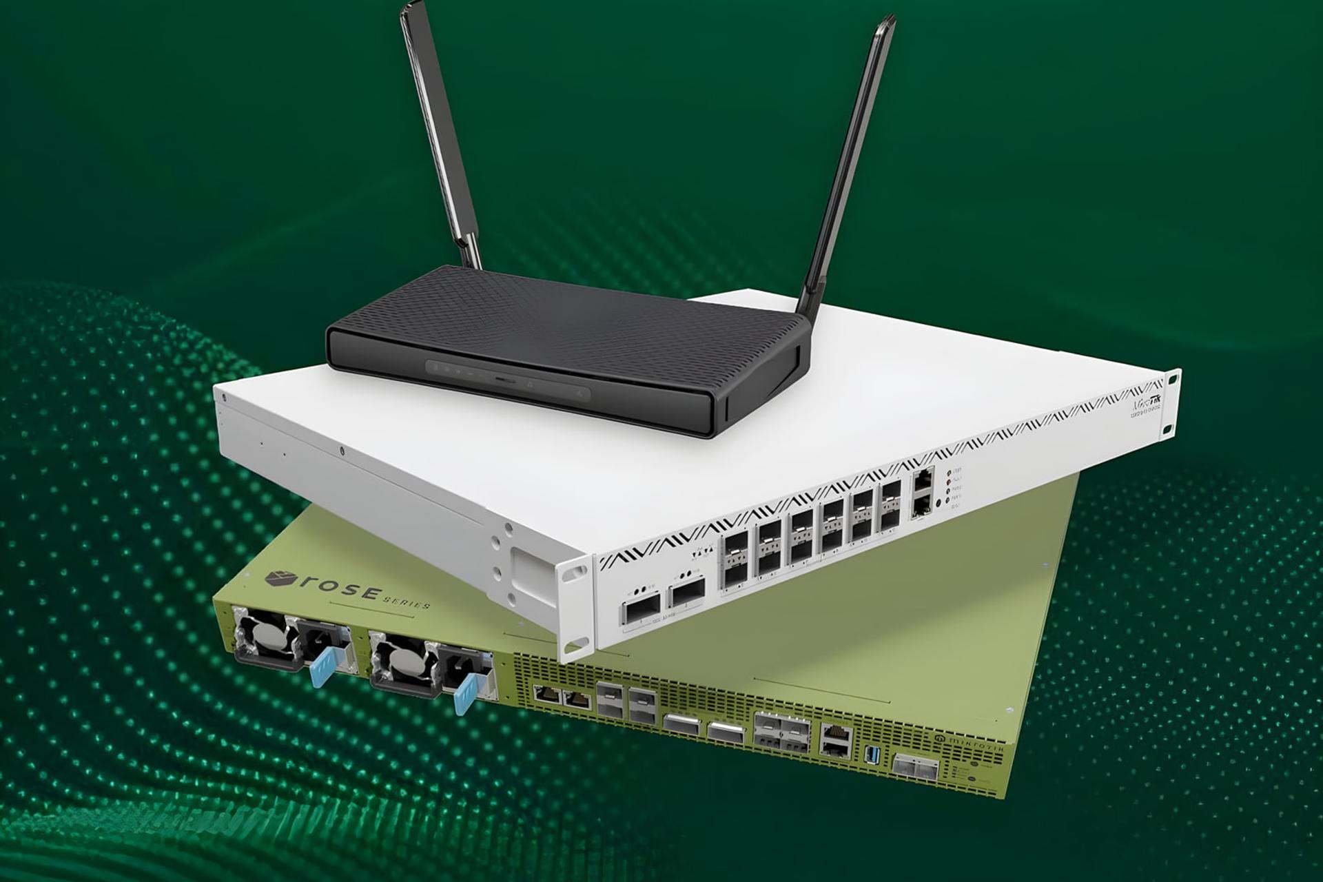 مجموعه‌ای از روترهای میکروتیک (MikroTik) با انواع پورت‌های شبکه روی پس‌زمینه سبز