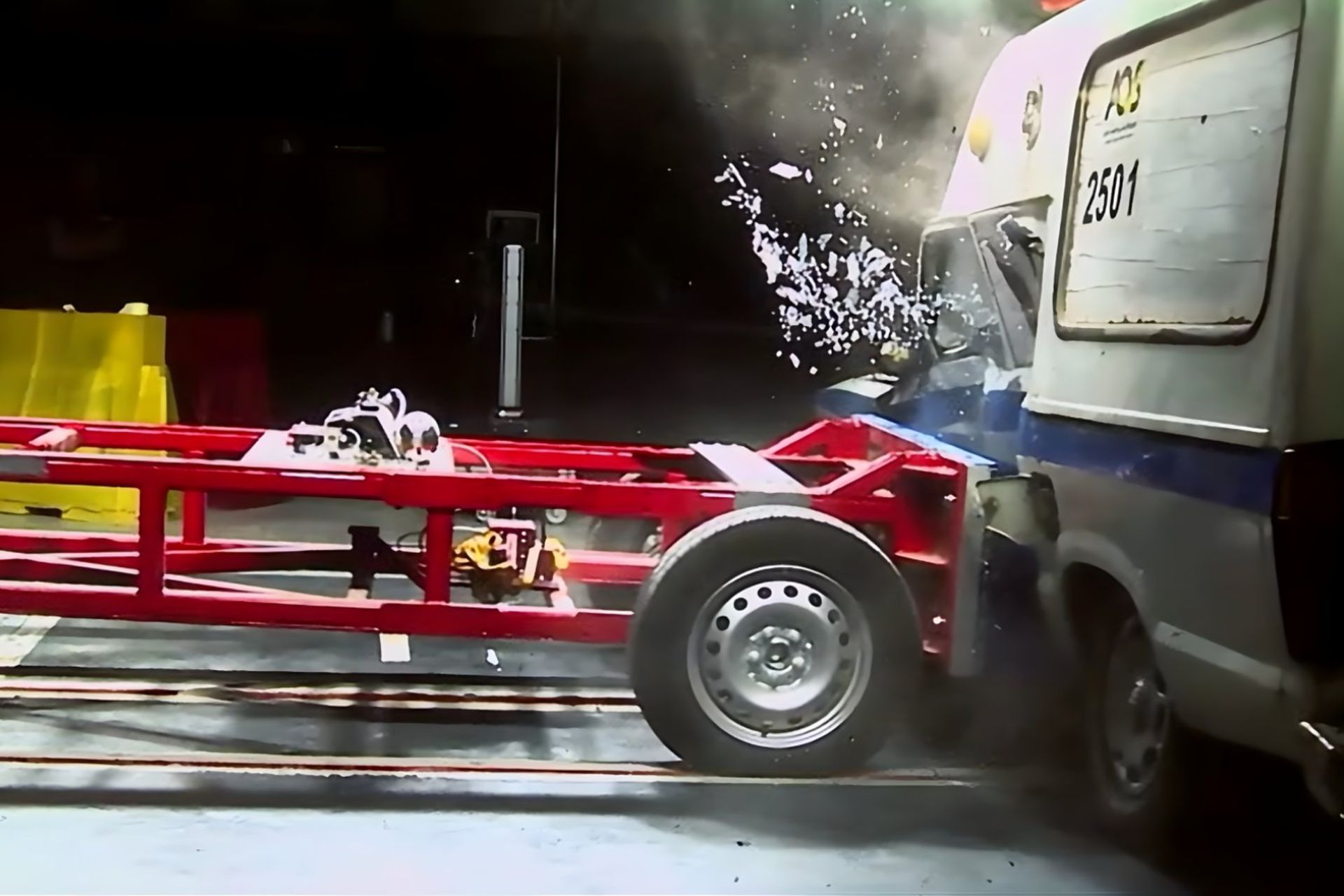 مرکز آزمون تصادف ایران