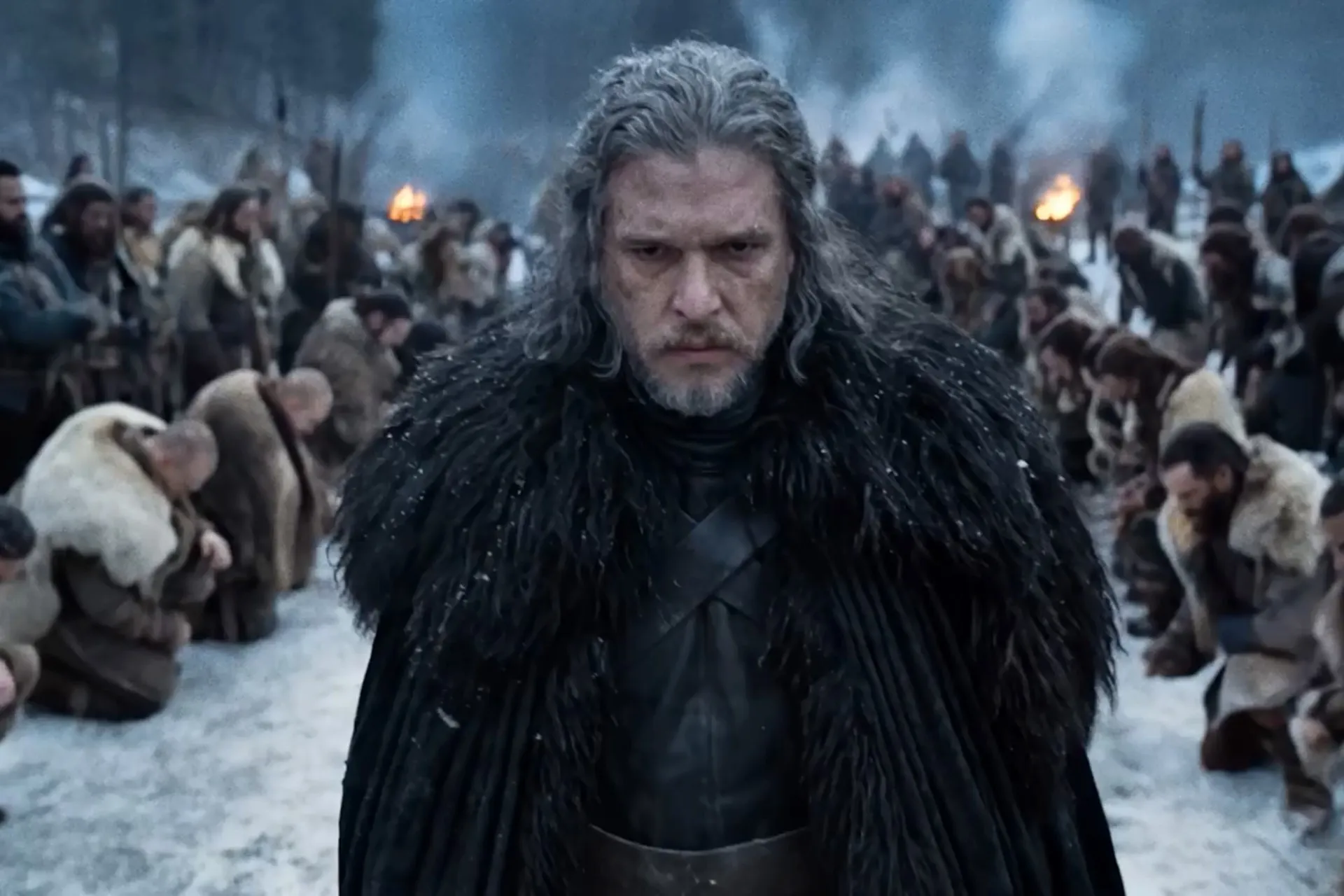 چهره‌ی یک مرد جنگنجو در محیط برفی