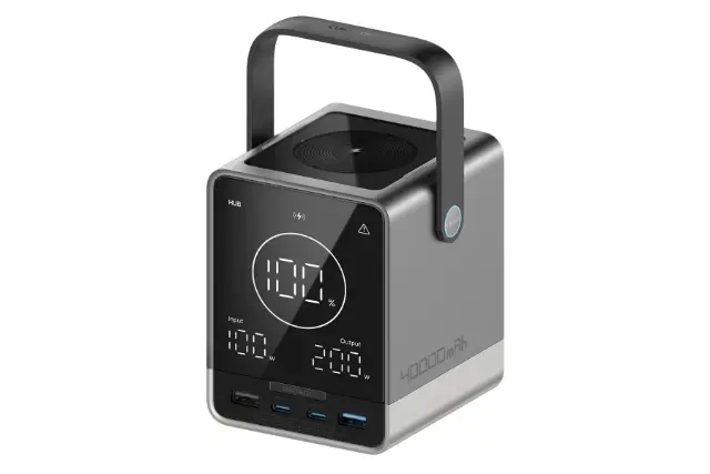 ابعاد و اندازه پاور بانک کاکتک P01 با ظرفیت 40000 میلی‌آمپر ساعت و امکان شارژ بی سیم