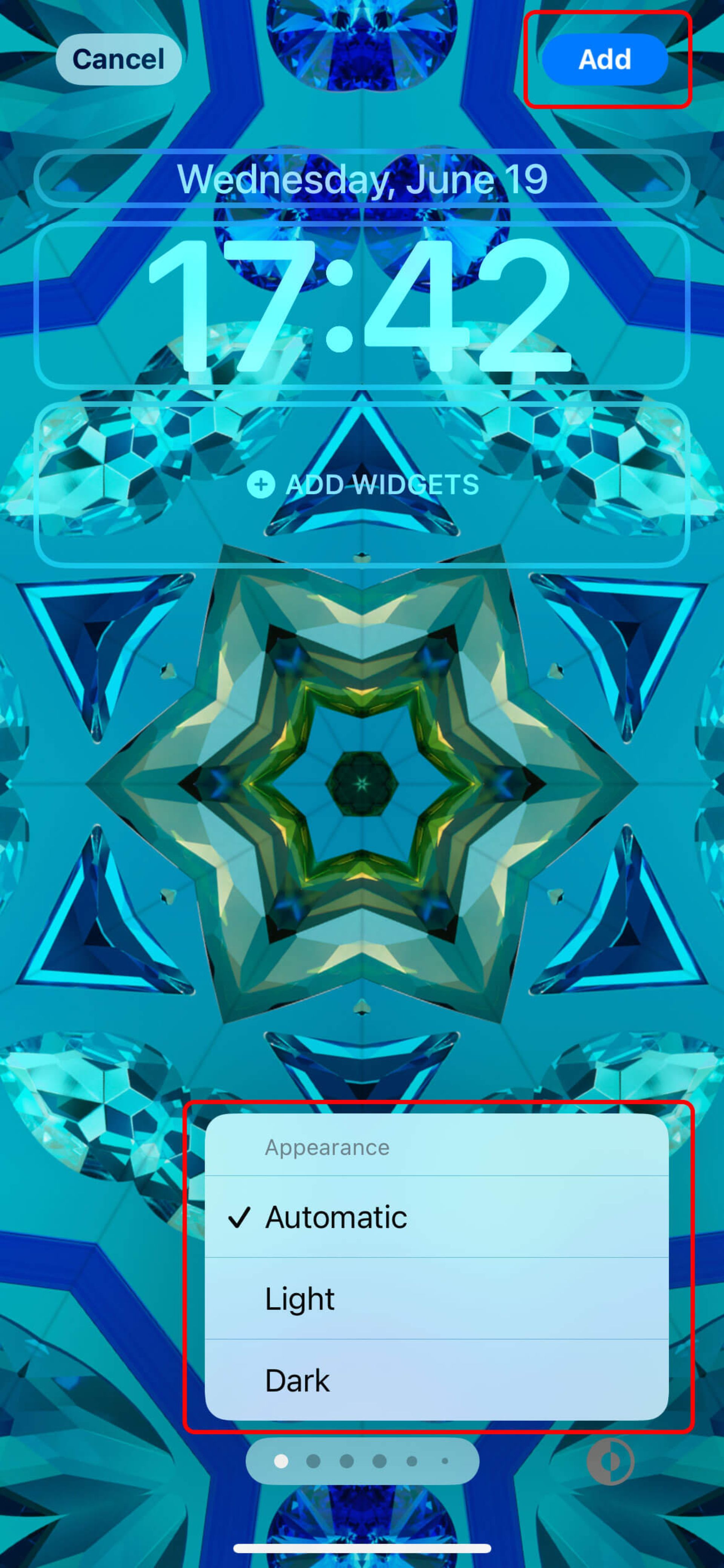 شفاف و تیره کردن تصویر پس زمینه آیفون با طرح Kaleidoscope