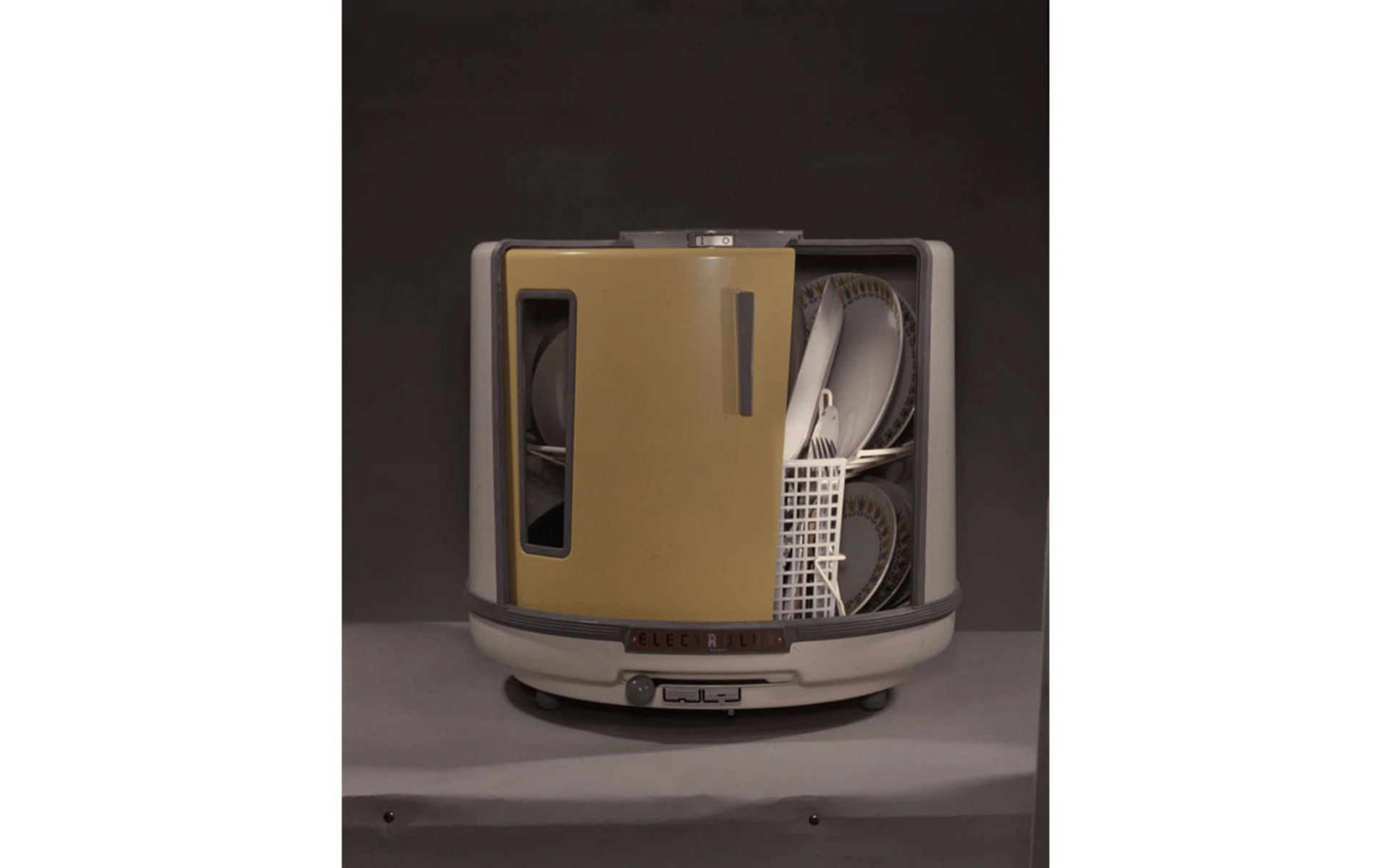 ماشین ظرفشویی d10 الکترولوکس