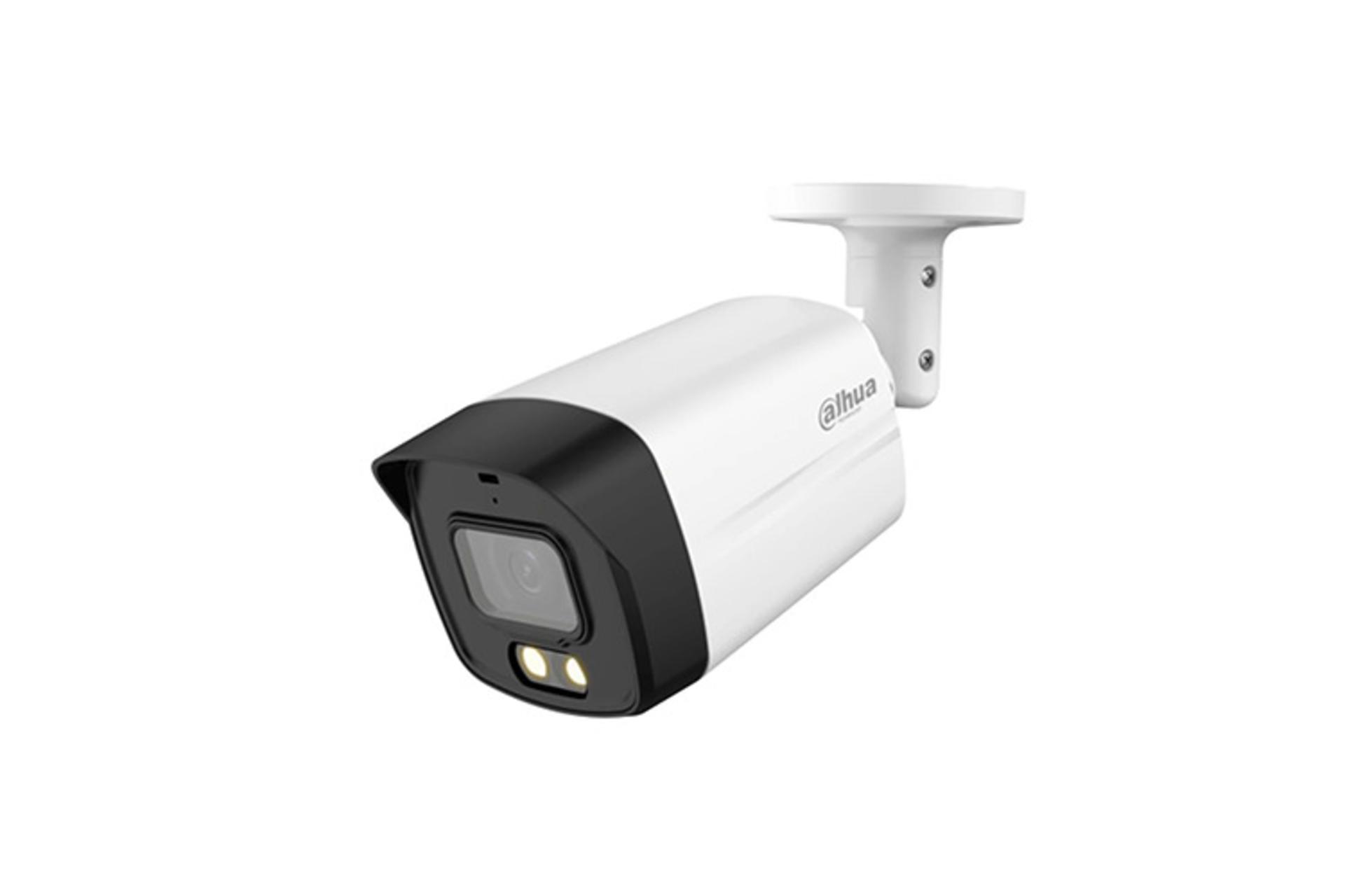 دوربین نظارتی داهوا Dahua DH-HAC-HFW1209TLM-A-LED نمای جلو چراغ روشن