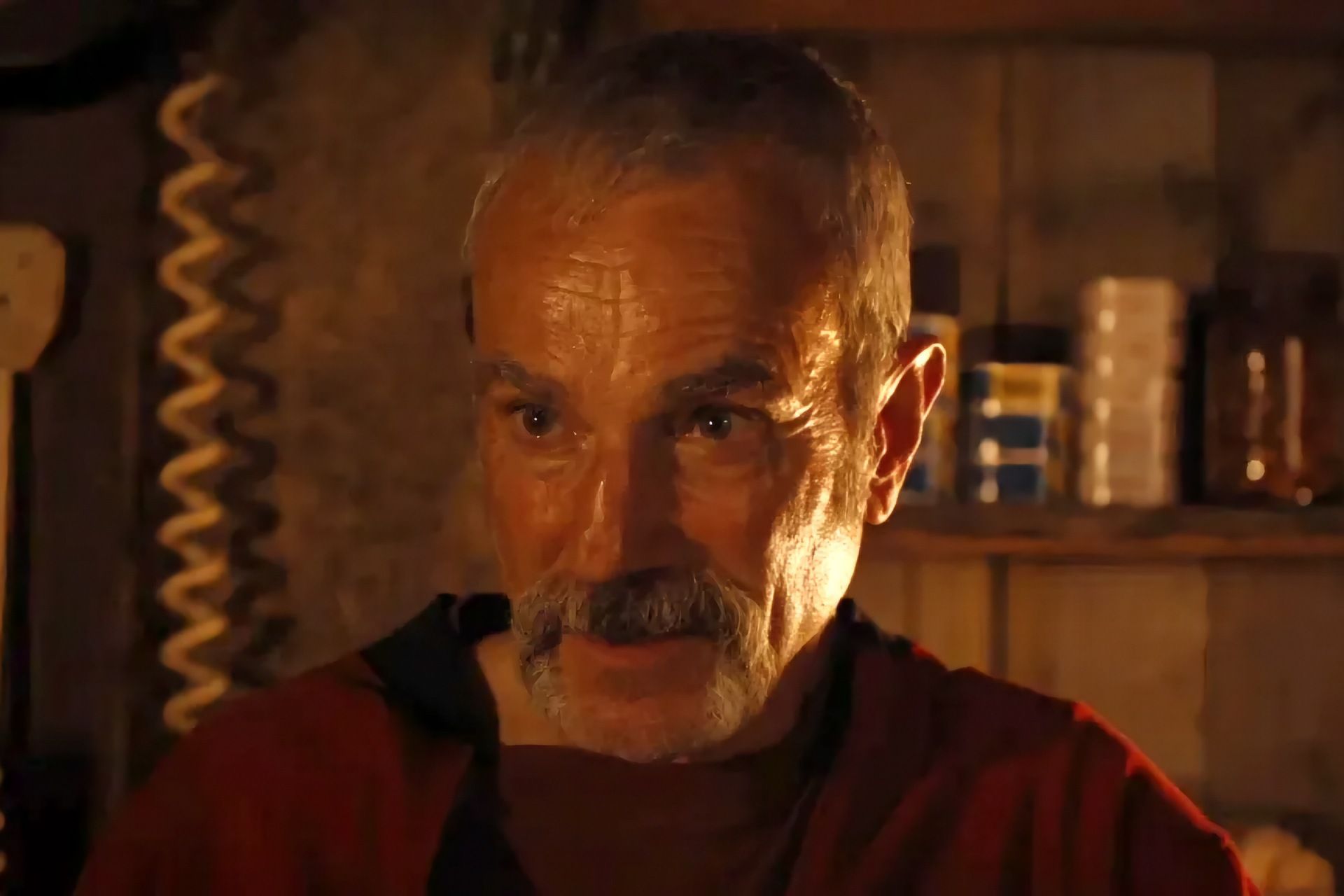 دنیل دی‌لوئیس در فیلم Anemone