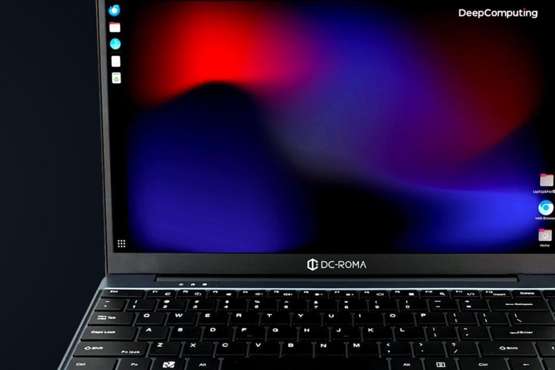 لپ تاپ DC-ROMA RISC-V LAPTOP II از نمای جلو