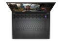 نمای بالای لپ تاپ الین ویر m16 R1 دل / Dell Alienware m16 R1 با نمایش ترک‌پد، نورپردازی کیبورد و حفره های اسپیکر