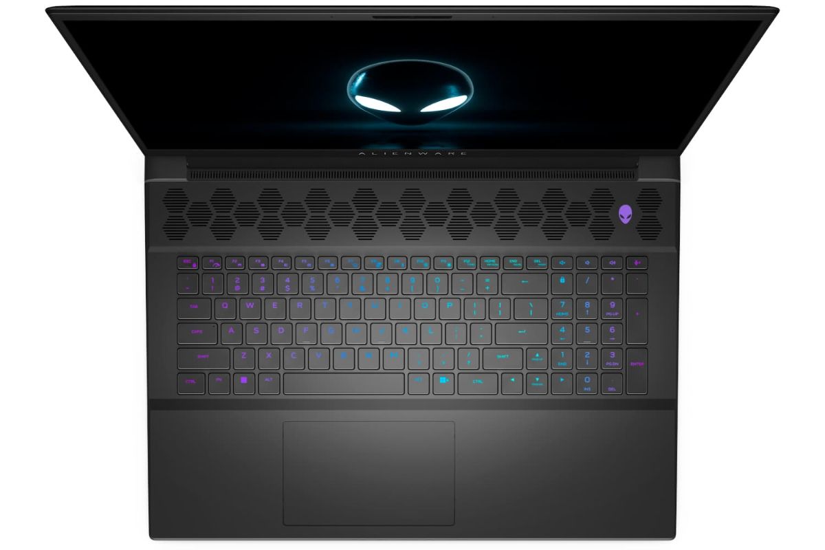 لپ تاپ گیمینگ الین ور Alienware m18 2023 از نمای بالا کیبورد