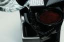 قهوه ساز دلونگی Delonghi ICM 40T در حال پر شدن با آب