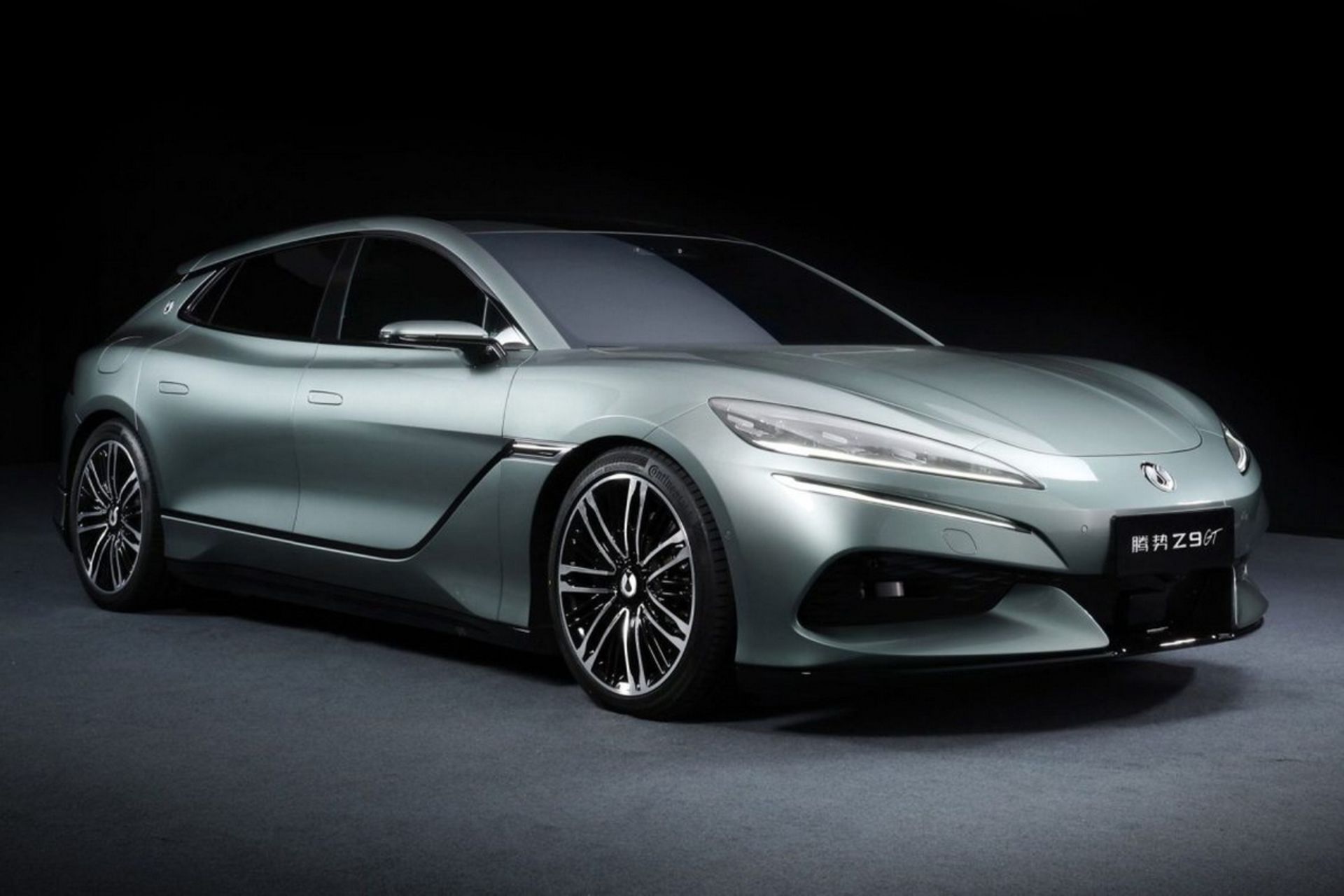 سدان دنزا Z9 GT