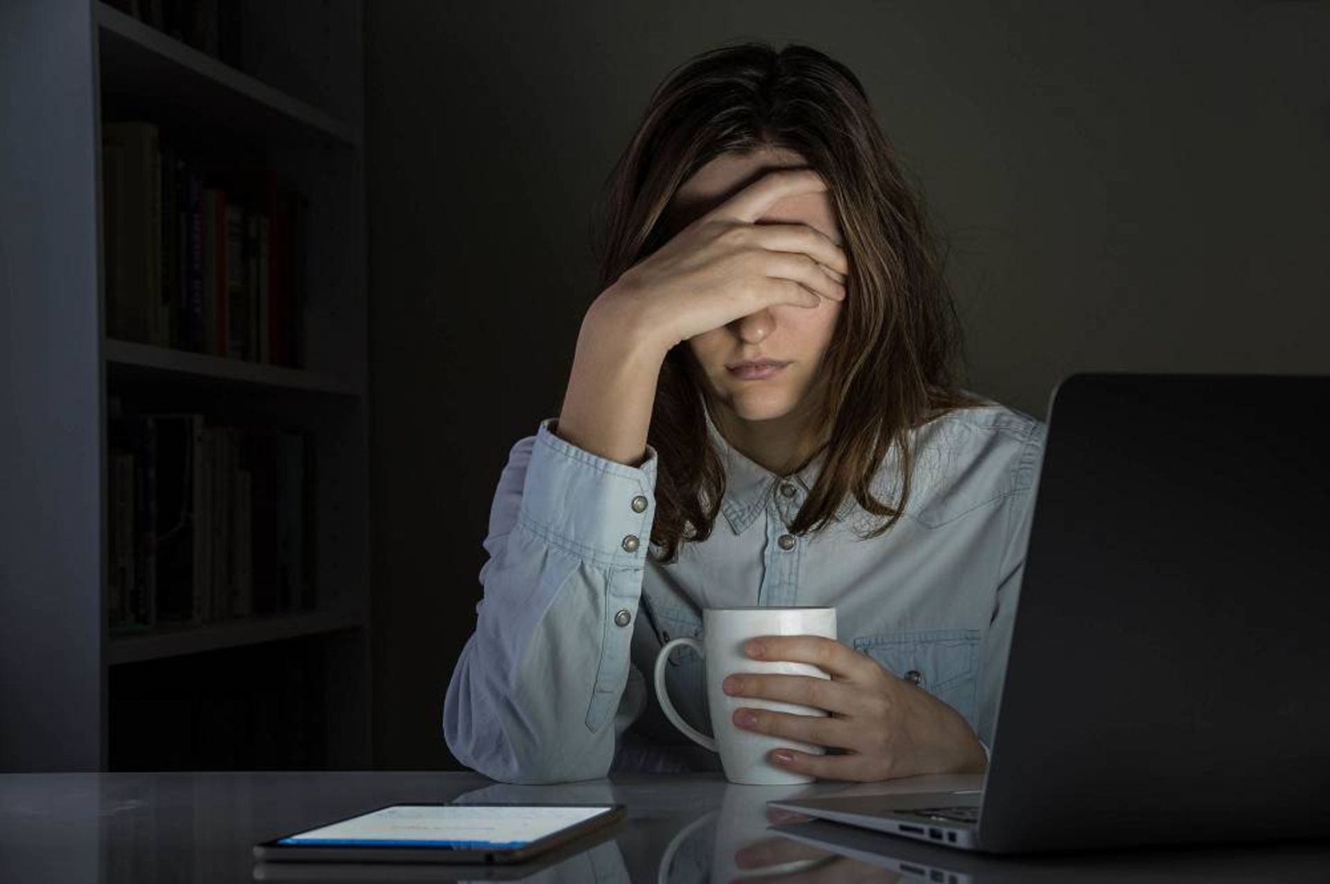 افسردگی از عوارض کم خوابی
