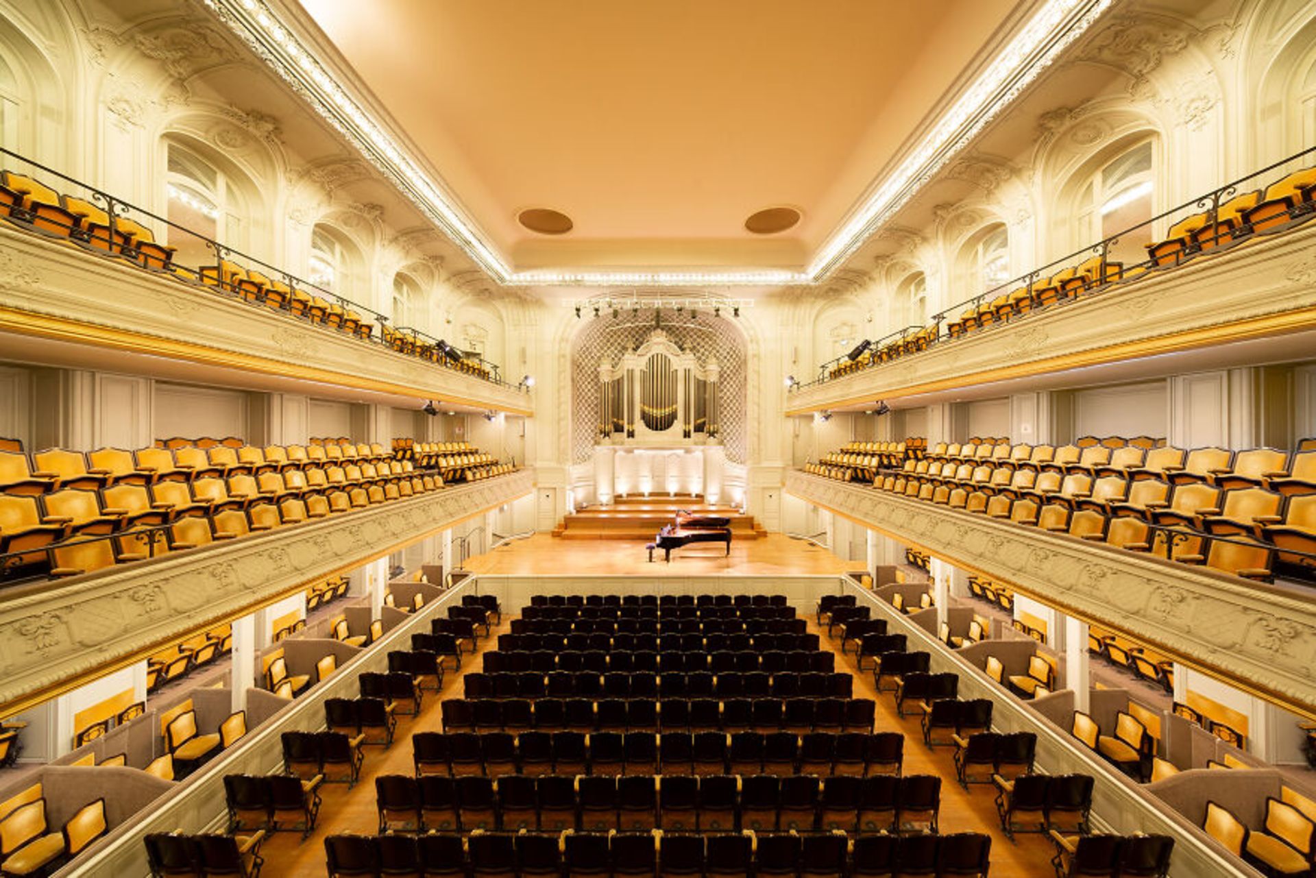 سالن کنسرت پاریس Salle Gaveau