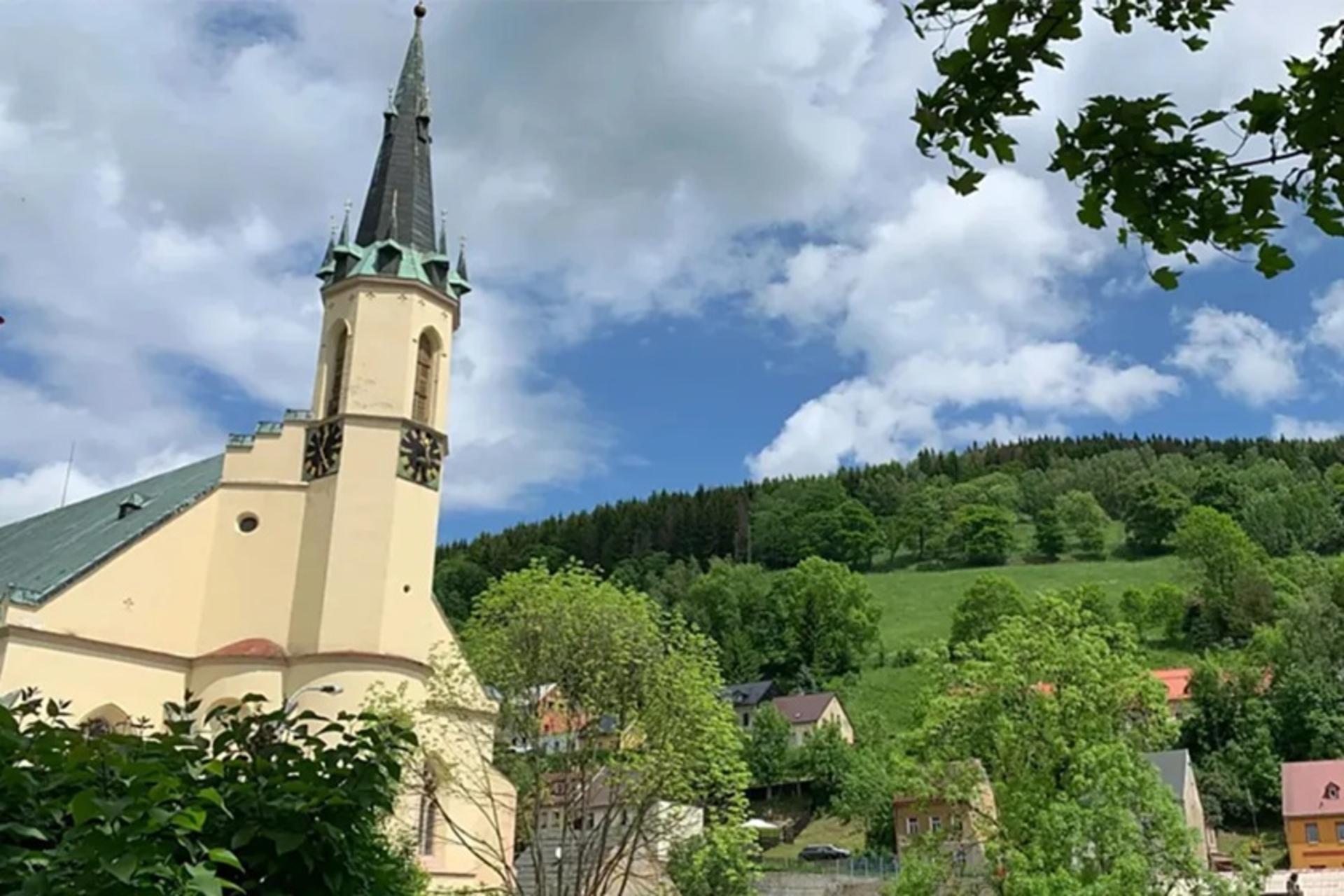 یاخیموف، شهر زادگاه دلار